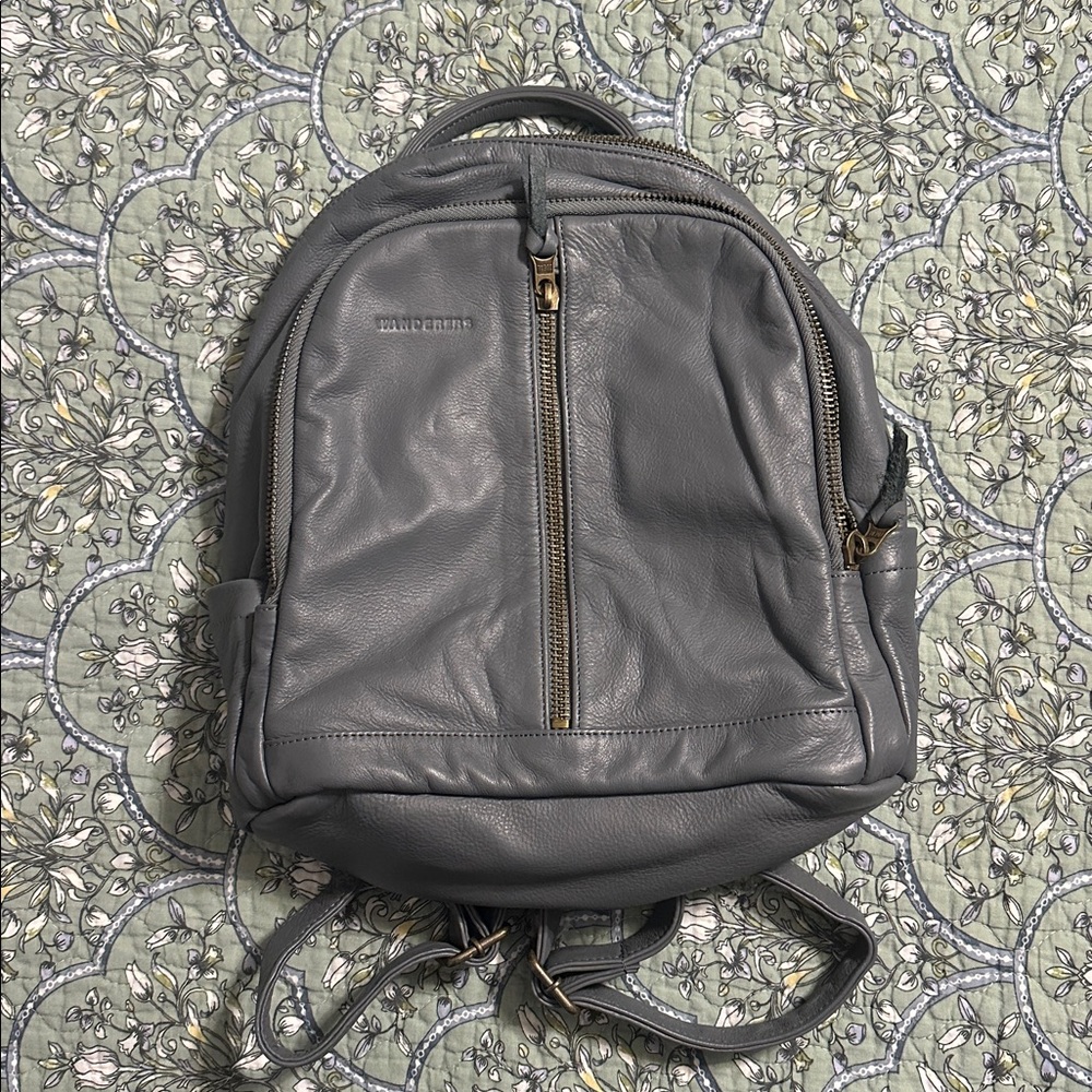 Wanderer Travel Co Noosa Gray Leather Backpack